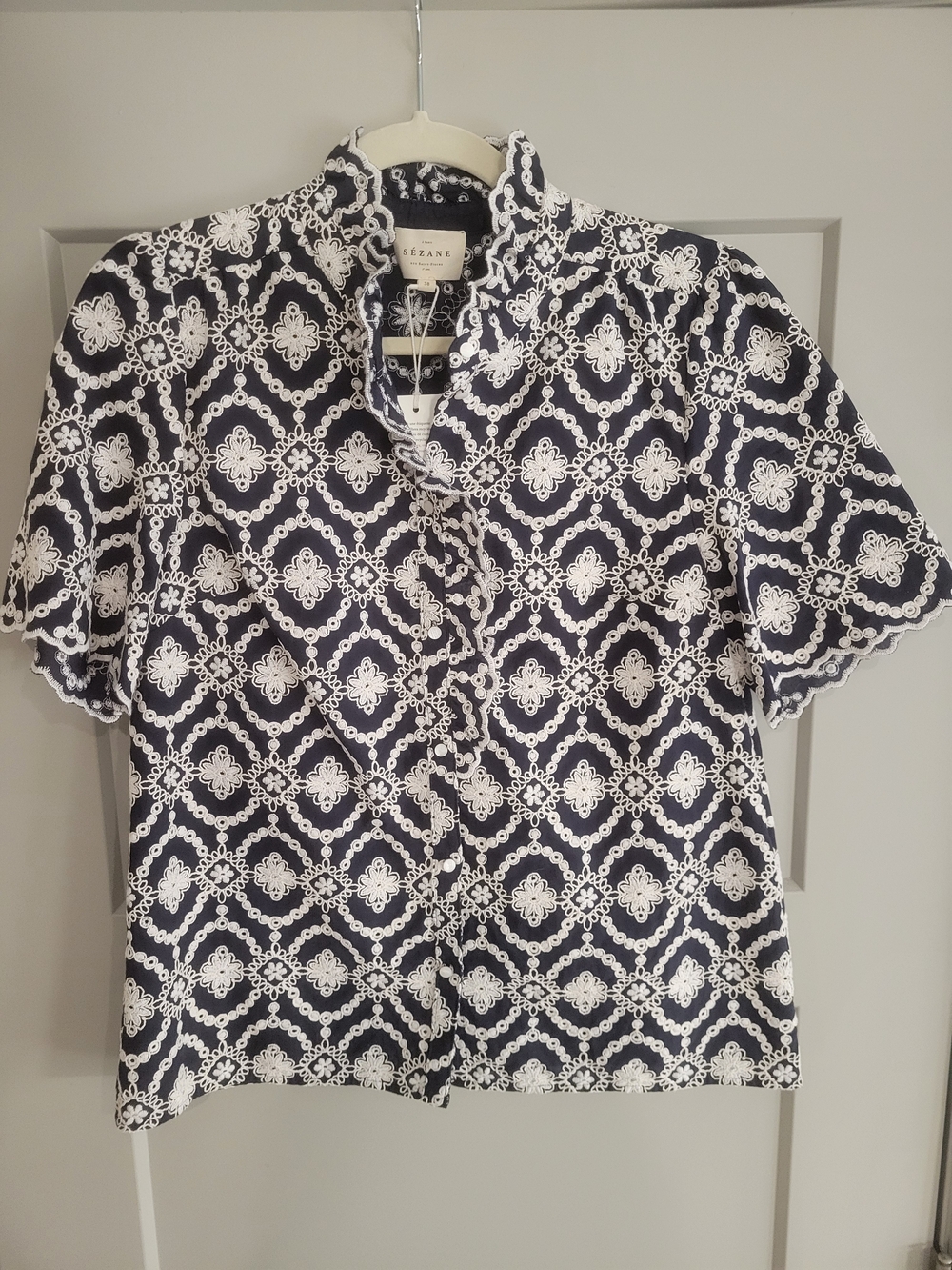 Sézane Dalhia Shirt in Marine with Ecru Embroidery 38 US 6 NWT - Picture 1 of 9